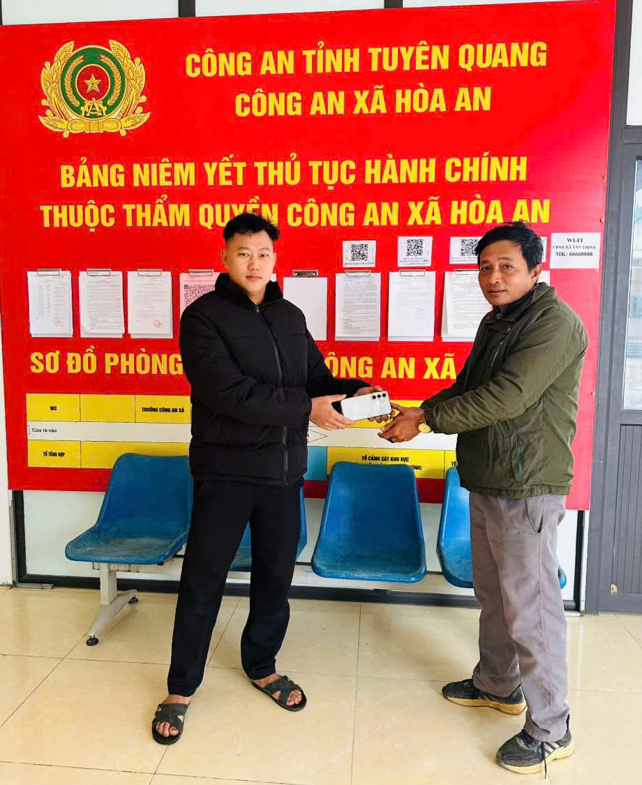 NHẶT ĐƯỢC CỦA RƠI – TRAO TRẢ NIỀM TIN