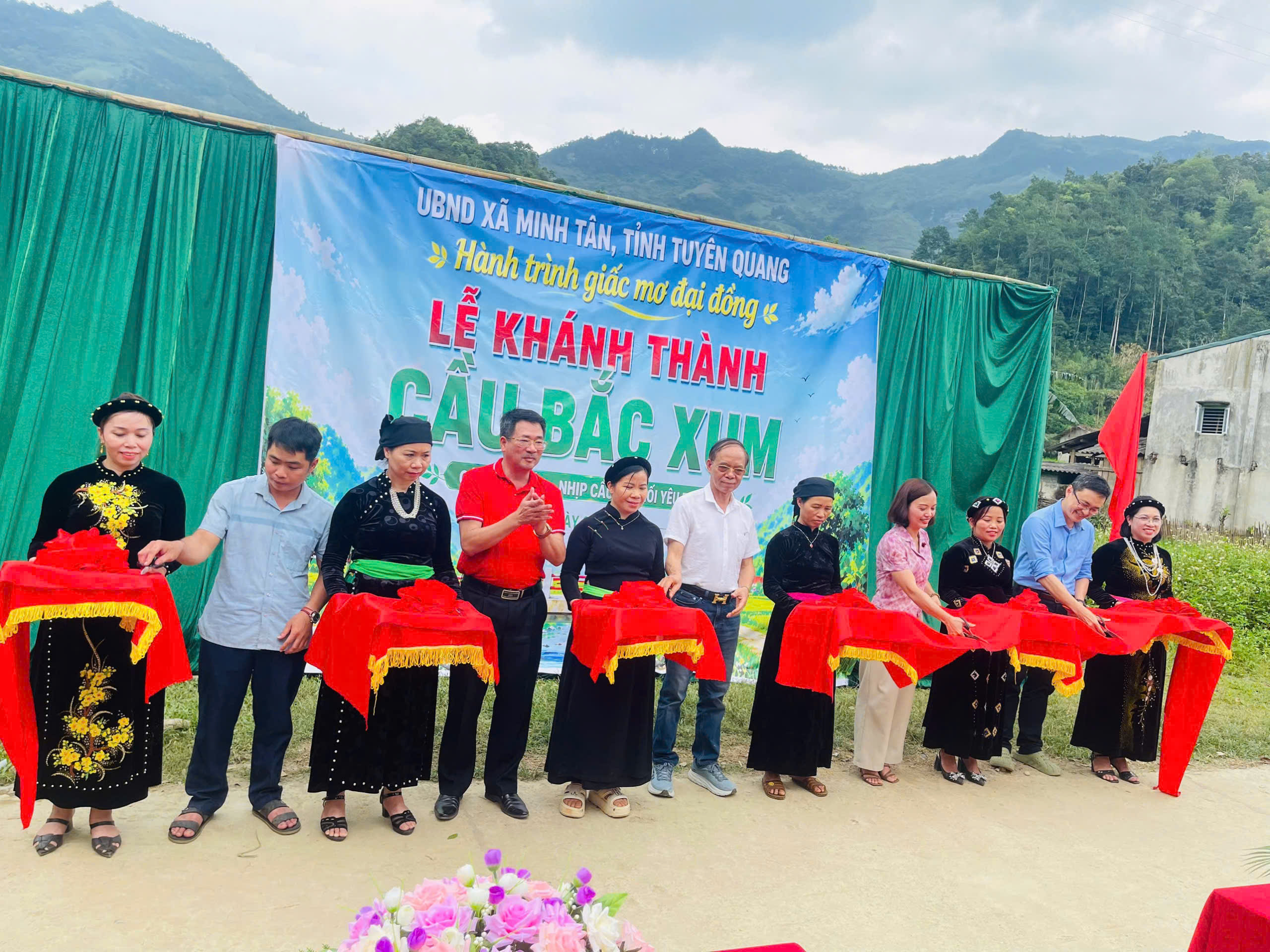 KHÁNH THÀNH CẦU BẮC XUM – NHỊP CẦU KẾT NỐI YÊU THƯƠNG TẠI XÃ MINH TÂN