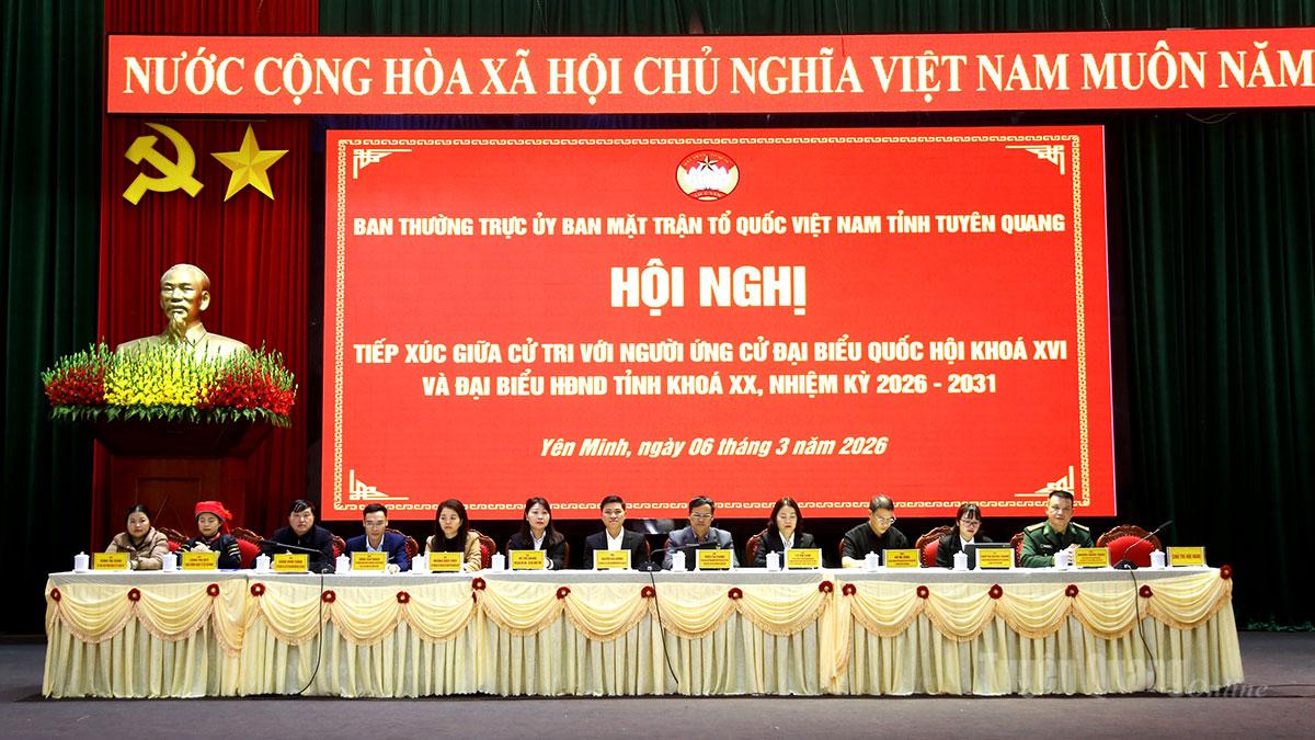 Ứng cử viên đại biểu Quốc hội và HĐND tỉnh tiếp xúc cử tri và vận động bầu cử tại các xã Yên Minh