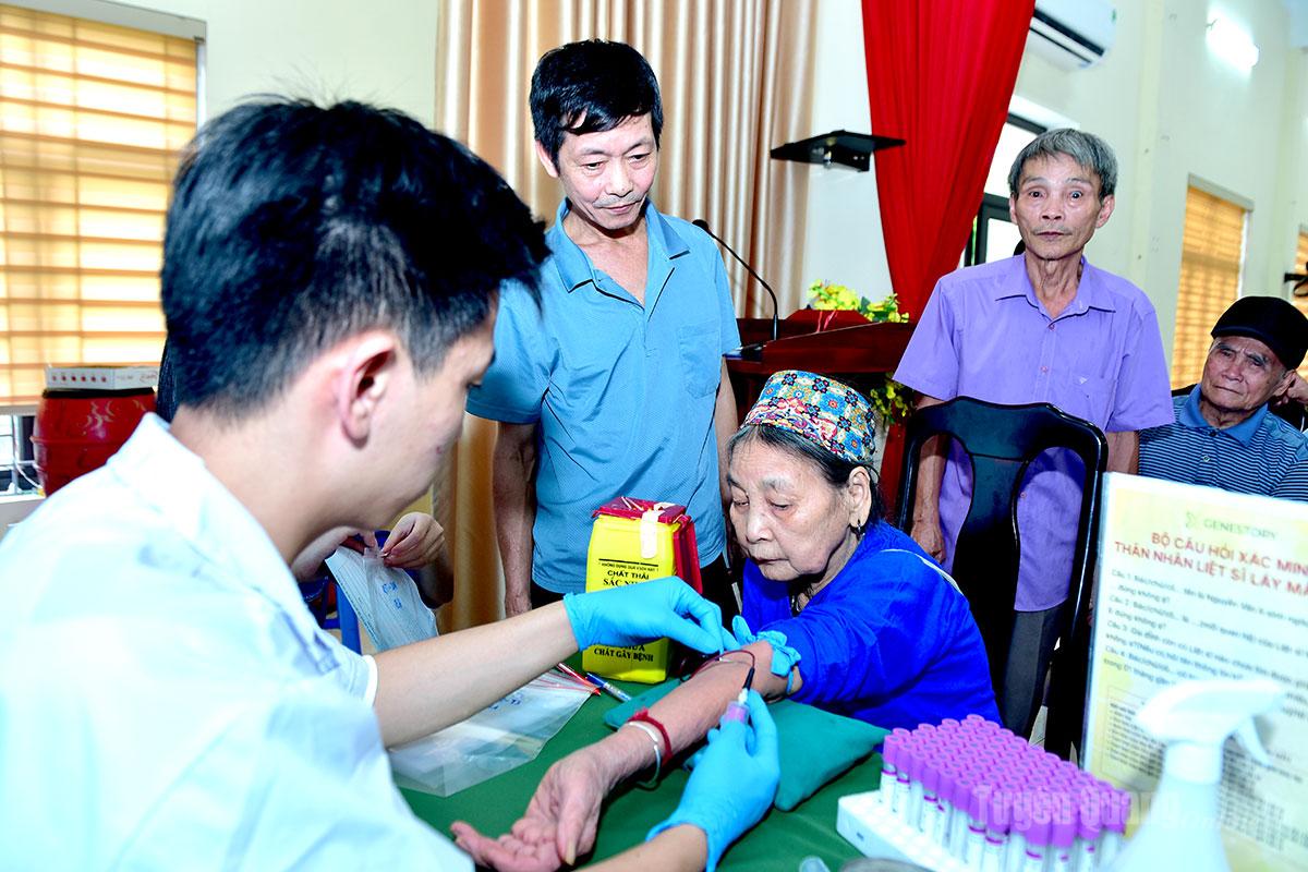 cl--tuyen-quang-thu-nhan-100-mau-sinh-pham-adn-2_20260727090923.jpg