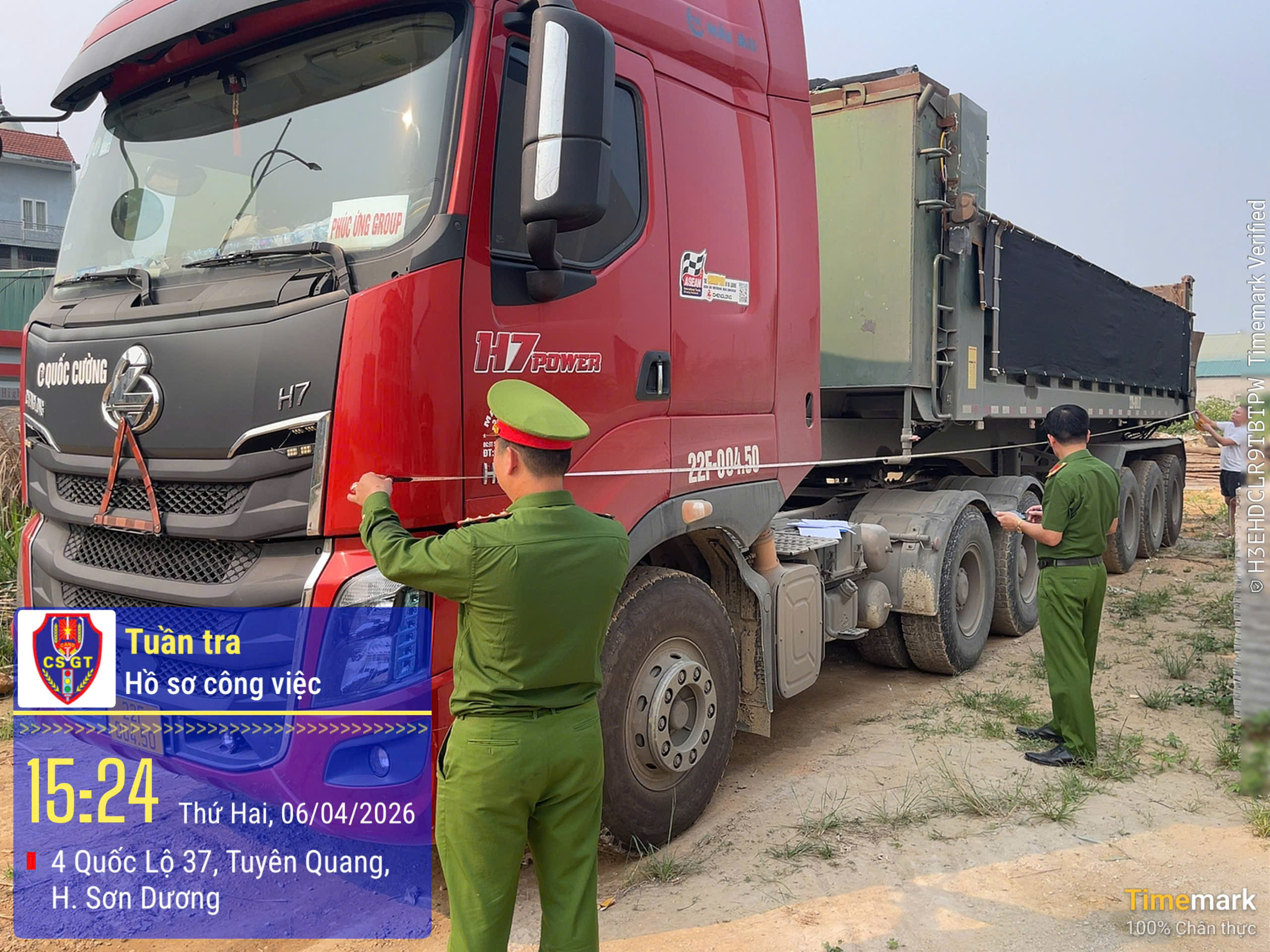 CÔNG AN XÃ SƠN DƯƠNG TRIỂN KHAI TỔNG RÀ SOÁT XE TẢI TỰ ĐỔ, SƠ MI RƠ MOOC TẢI TRỌNG TỪ 15000 KG TRỞ LÊN 