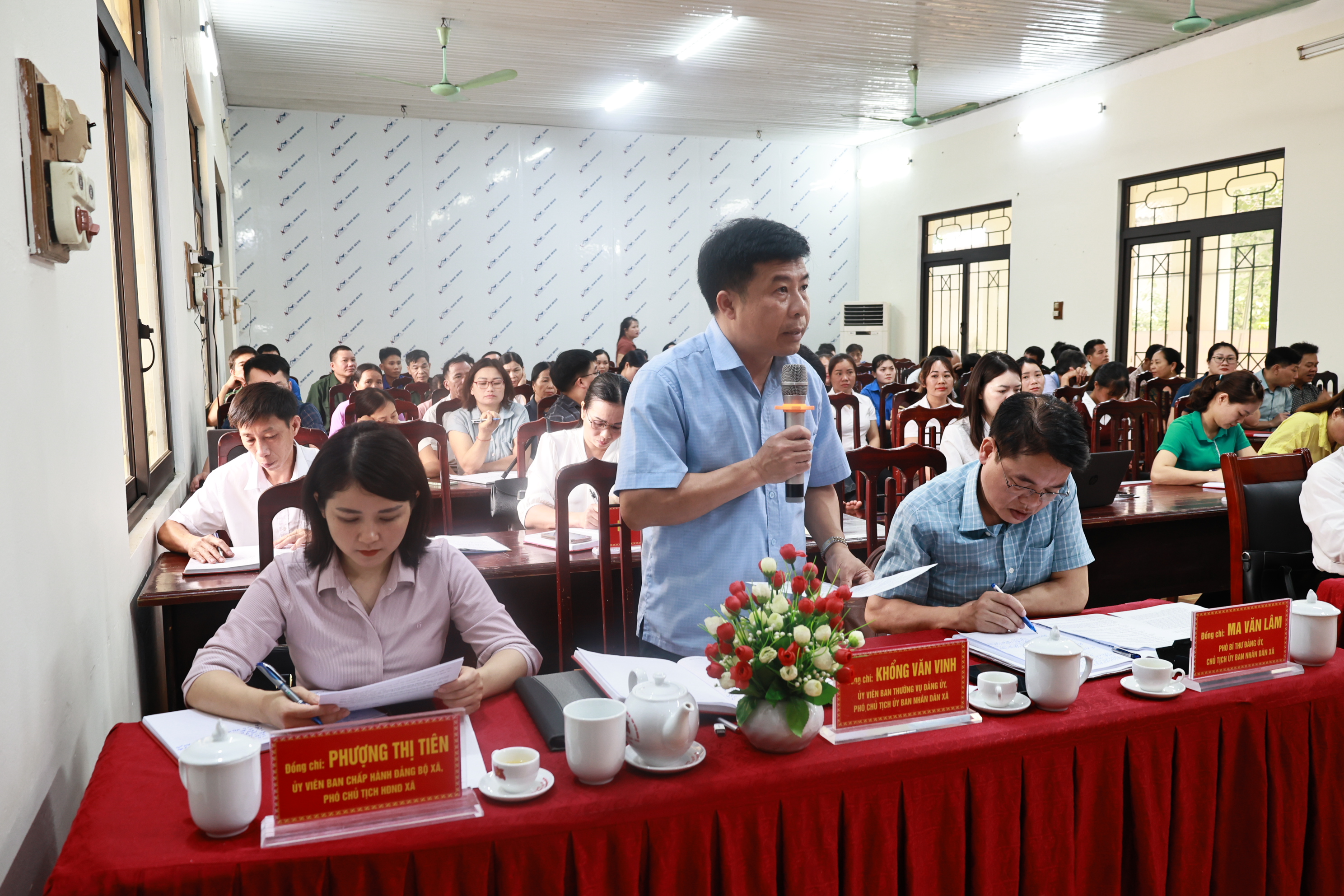 ĐC Khổng Văn Vinh, Uỷ vi&ecirc;n BTV Ph&oacute; chủ tịch UBND x&atilde; B&igrave;nh An.JPG