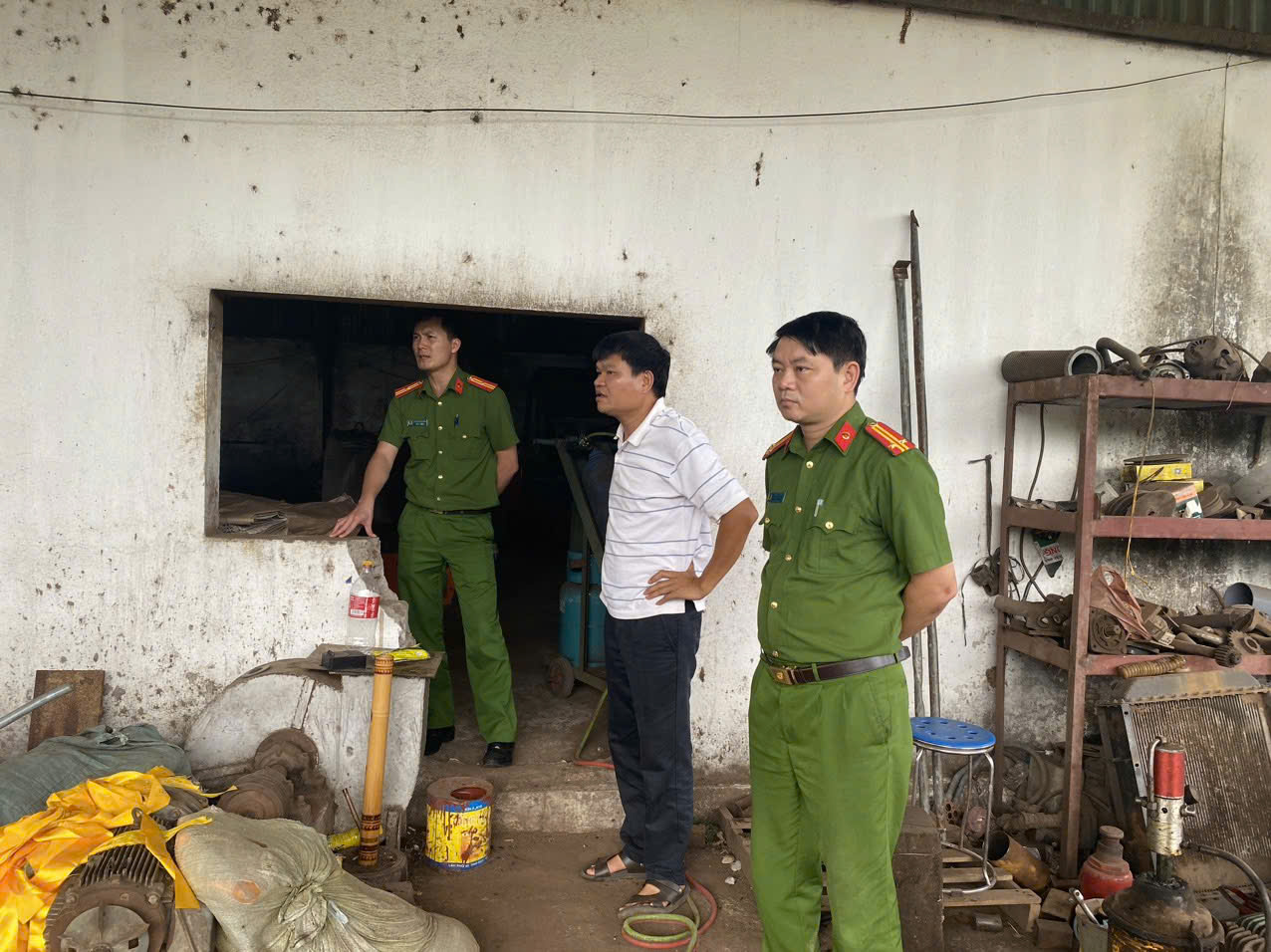 KIỂM TRA, HƯỚNG DẪN CÔNG TÁC PHÒNG CHÁY, CHỮA CHÁY TẠI CỤM KHU CÔNG NGHIỆP NAM QUANG