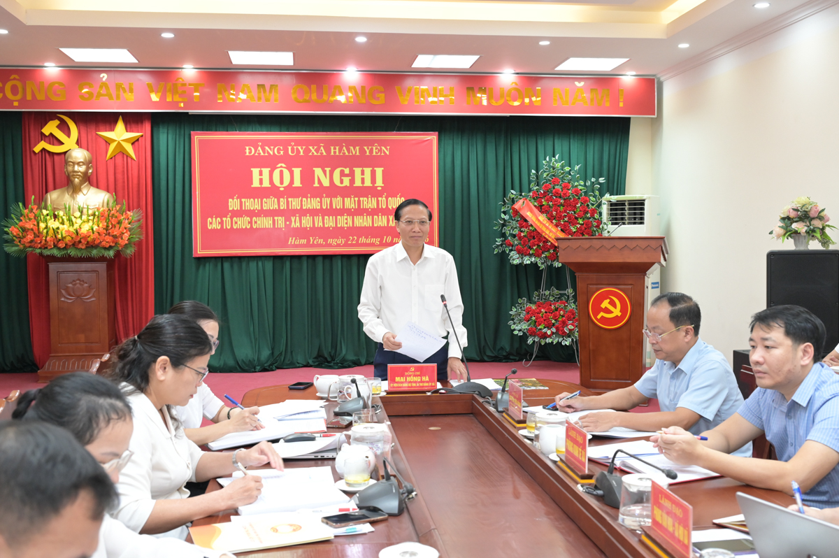 Bí thư Đảng ủy xã Mai Hồng Hà đối thoại với MTTQ, các tổ chức chính trị – xã hội và Nhân dân