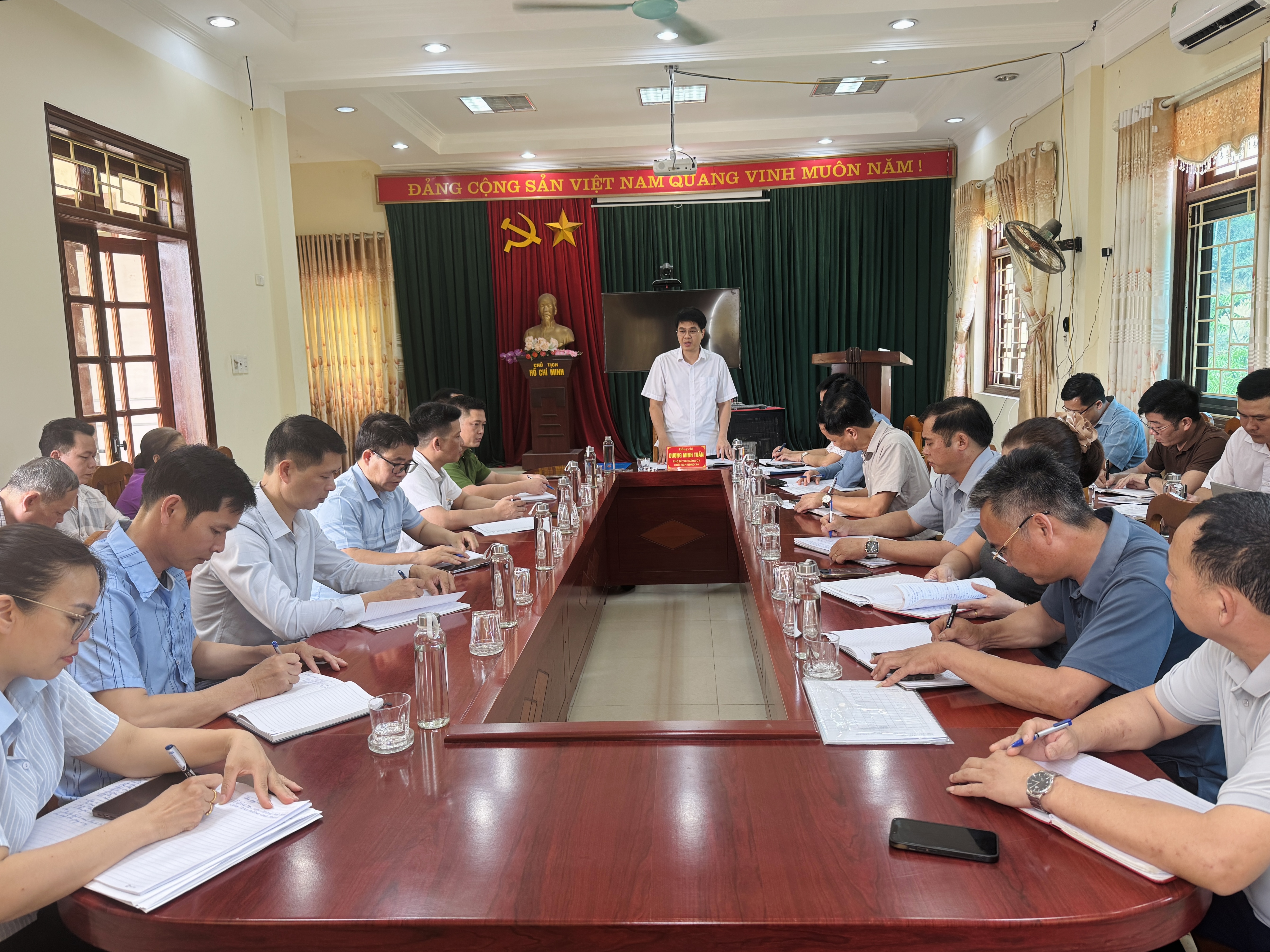  Họp đánh giá kết quả thực hiện và công tác tuyên truyền, vận động giải phóng mặt bằng Dự án tuyến đường cách mạng từ xã Tân Trào đến Trung Yên