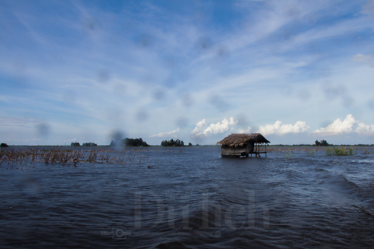 Mênh mang biển nước dệt bản tình ca giữa đất trời Mương Dú
