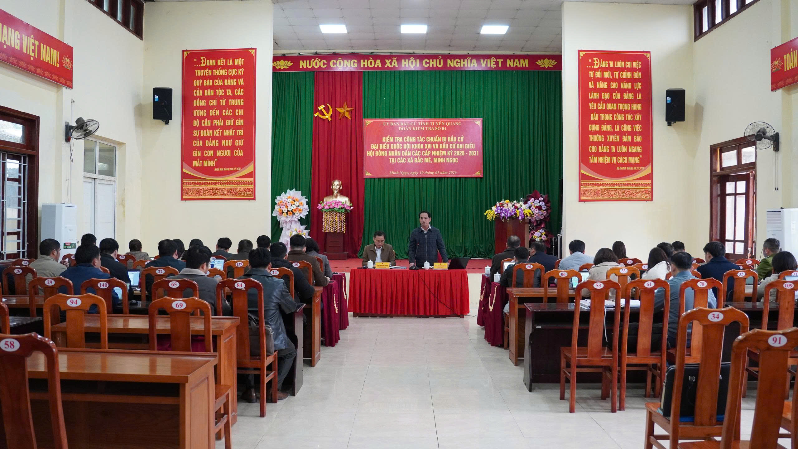 ĐOÀN KIỂM TRA SỐ 04 CỦA ỦY BAN BẦU CỬ TỈNH KIỂM TRA TẠI 02 XÃ MINH NGỌC VÀ XÃ BẮC MÊ