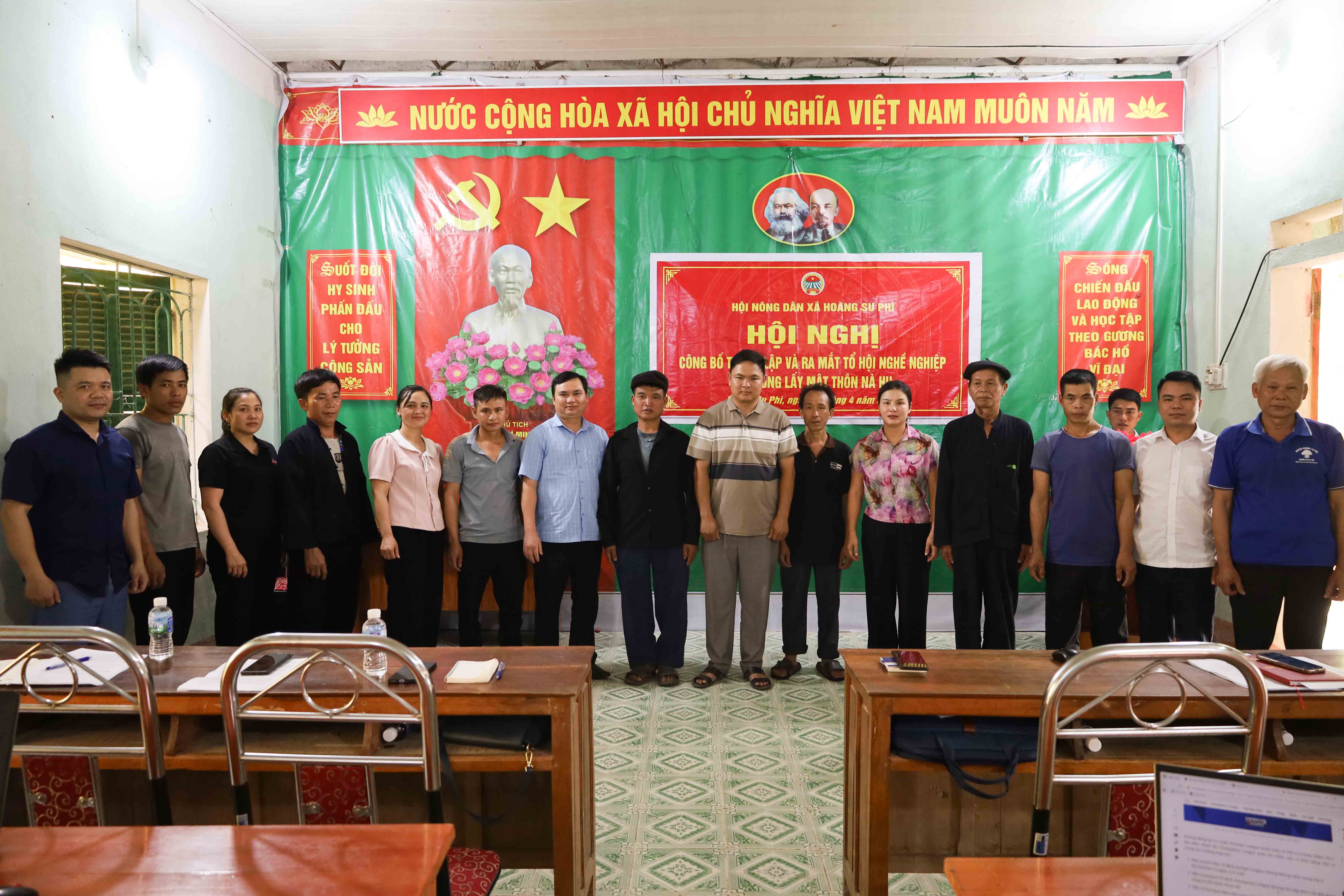 Thành lập Tổ hội nghề nghiệp nuôi ong lấy mật