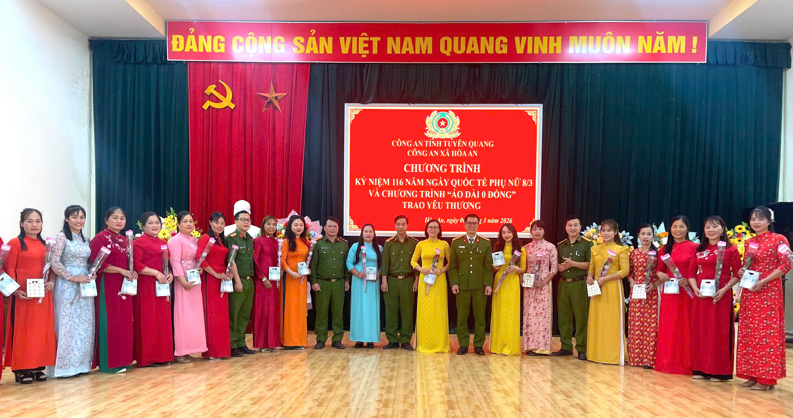 KỶ NIỆM 116 NĂM NGÀY QUỐC TẾ PHỤ NỮ 8/3 VÀ CHƯƠNG TRÌNH “ÁO DÀI 0 ĐỒNG” - TRAO YÊU THƯƠNG, GIỮ GÌN NÉT ĐẸP TRUYỀN THỐNG