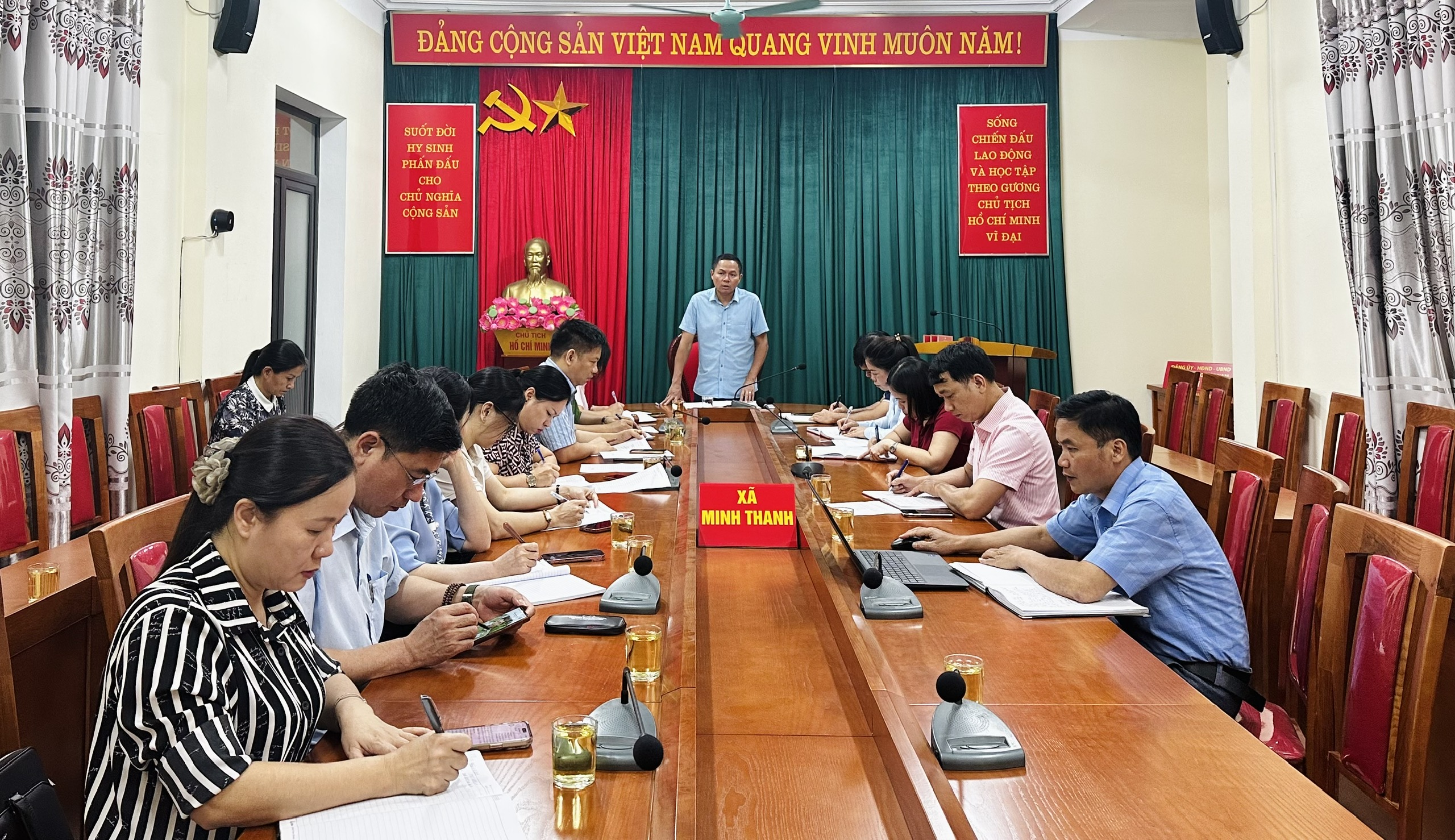 UBND xã Minh Thanh triển khai công tác đo đạc, lập hồ sơ địa chính và xây dựng cơ sở dữ liệu đất đai