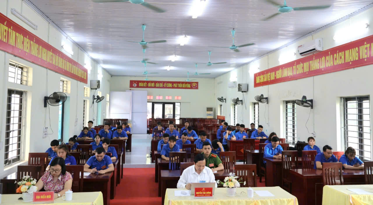 ĐH Hội LHTN tr.jpg