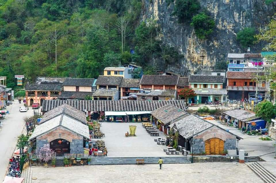 Dong Van Old Quarter Welcomes Visitors with New Cultural Landmark