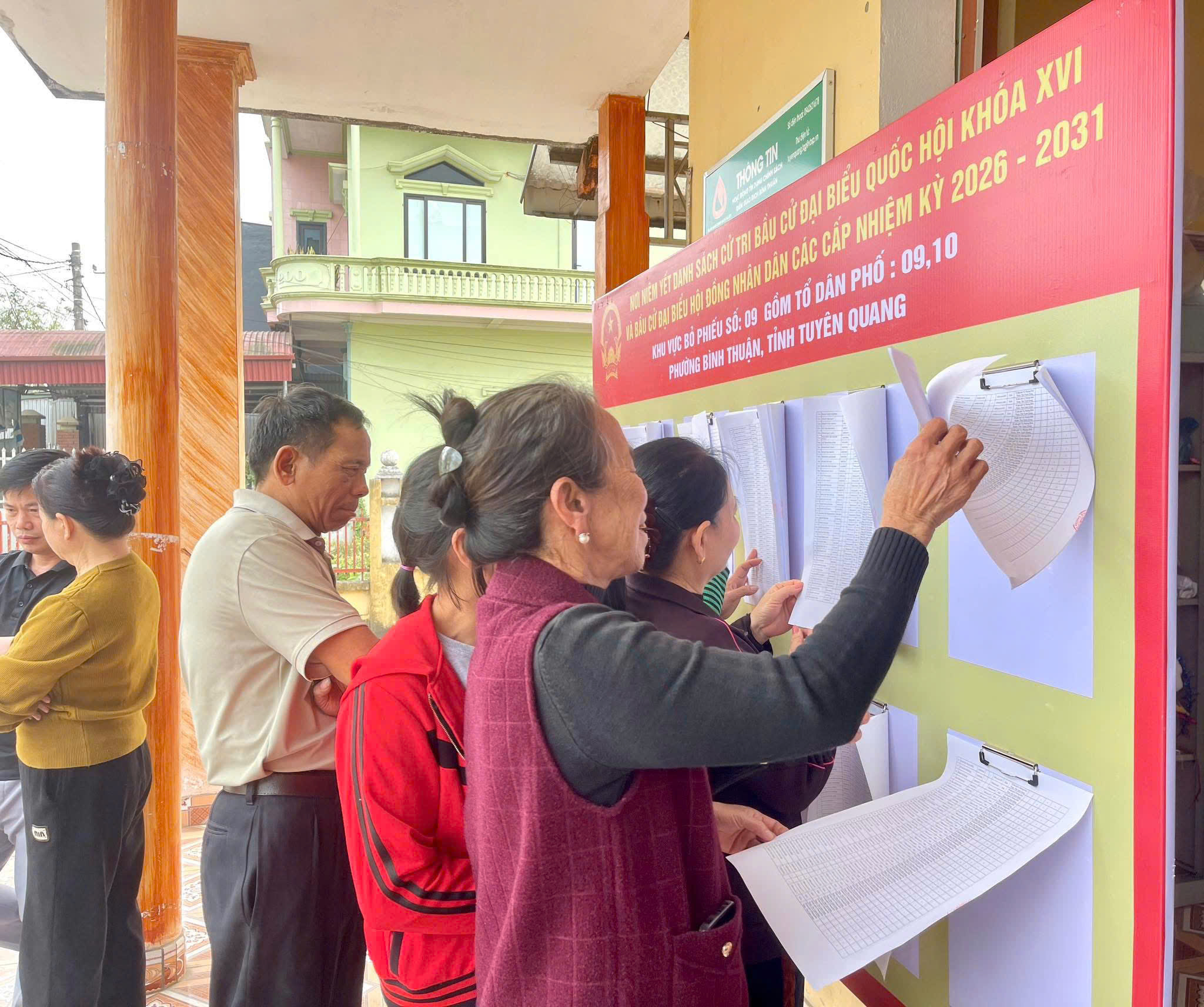 KIÊN QUYẾT BÁC BỎ LUẬN ĐIỆU XUYÊN TẠC, GIỮ VỮNG NIỀM TIN VÀO NGÀY HỘI BẦU CỬ