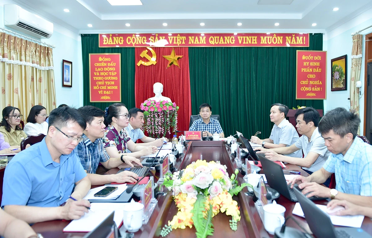 Tạo thống nhất cao về nhận thức và hành động đối với những chủ trương, quyết sách lớn của Trung ương