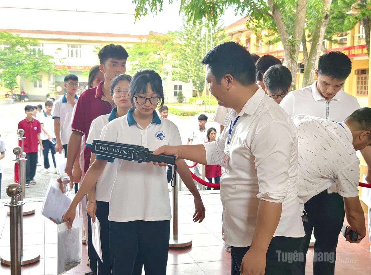 Tuyên Quang trang bị thiết bị quét an ninh tại tất cả các điểm thi tốt nghiệp THPT năm 2026