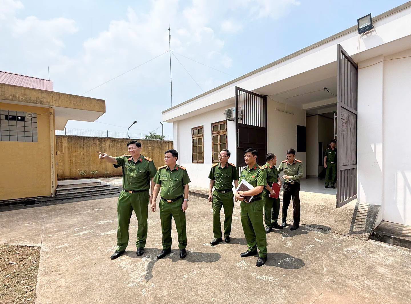 LÃNH ĐẠO CÔNG AN TỈNH KIỂM TRA TẠI PHÂN TRẠI TẠM GIAM SƠN DƯƠNG - TRẠI TẠM GIAM SỐ 1