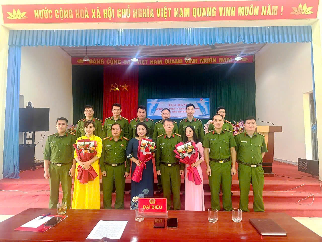 CÔNG AN XÃ TÂN THANH SÔI NỔI HOẠT ĐỘNG KỶ NIỆM NGÀY QUỐC TẾ PHỤ NỮ 8/3 VÀ PHÁT ĐỘNG THÁNG THANH NIÊN 2026 