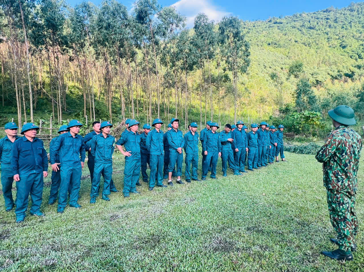 XÃ PHÚ LƯƠNG TỔ CHỨC KIỂM TRA BẮN ĐẠN THẬT CHO LỰC LƯỢNG DÂN QUÂN NĂM 2026