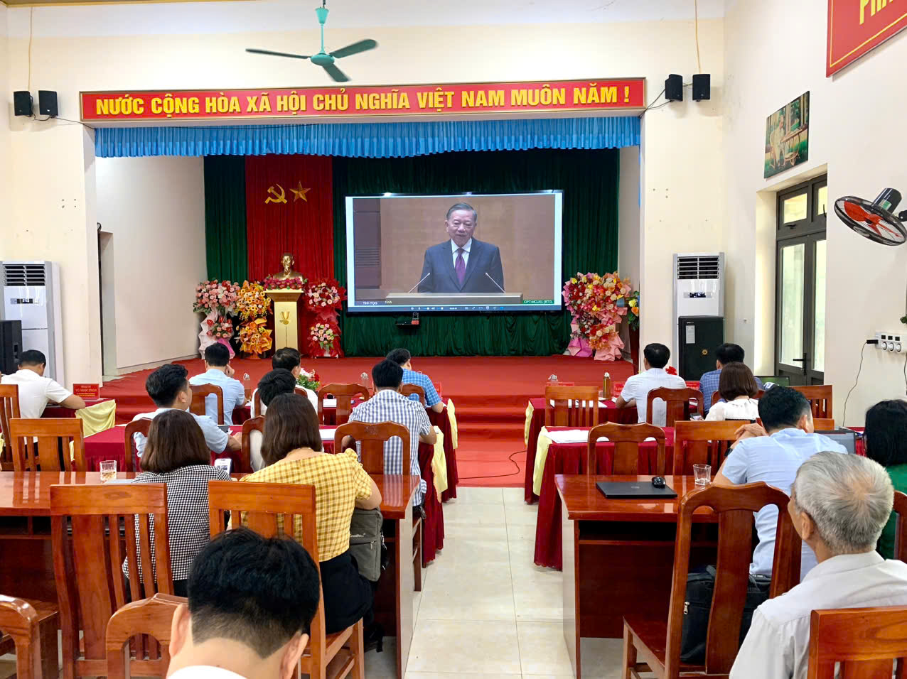 Hội nghị sơ kết 1 năm vận hành mô hình tổ chức tổng thể của hệ thống chính trị và mô hình chính quyền 3 cấp