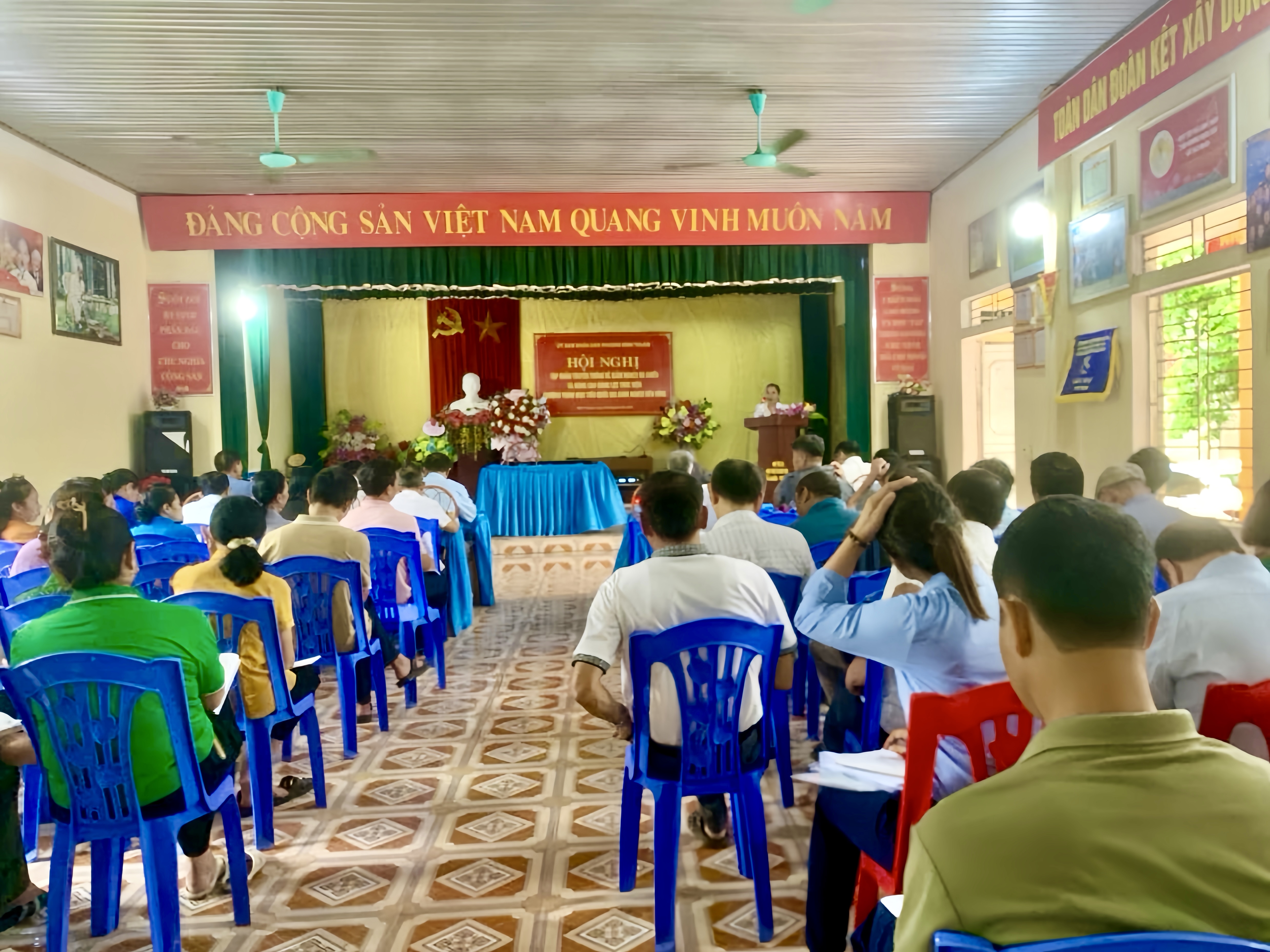 Phường Bình Thuận tổ chức tập huấn truyền thông về giảm nghèo đa chiều