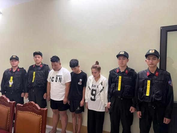 KHỞI TỐ VỤ ÁN MUA BÁN, TÀNG TRỮ TRÁI PHÉP CHẤT MA TÚY TẠI PHƯỜNG HÀ GIANG 2