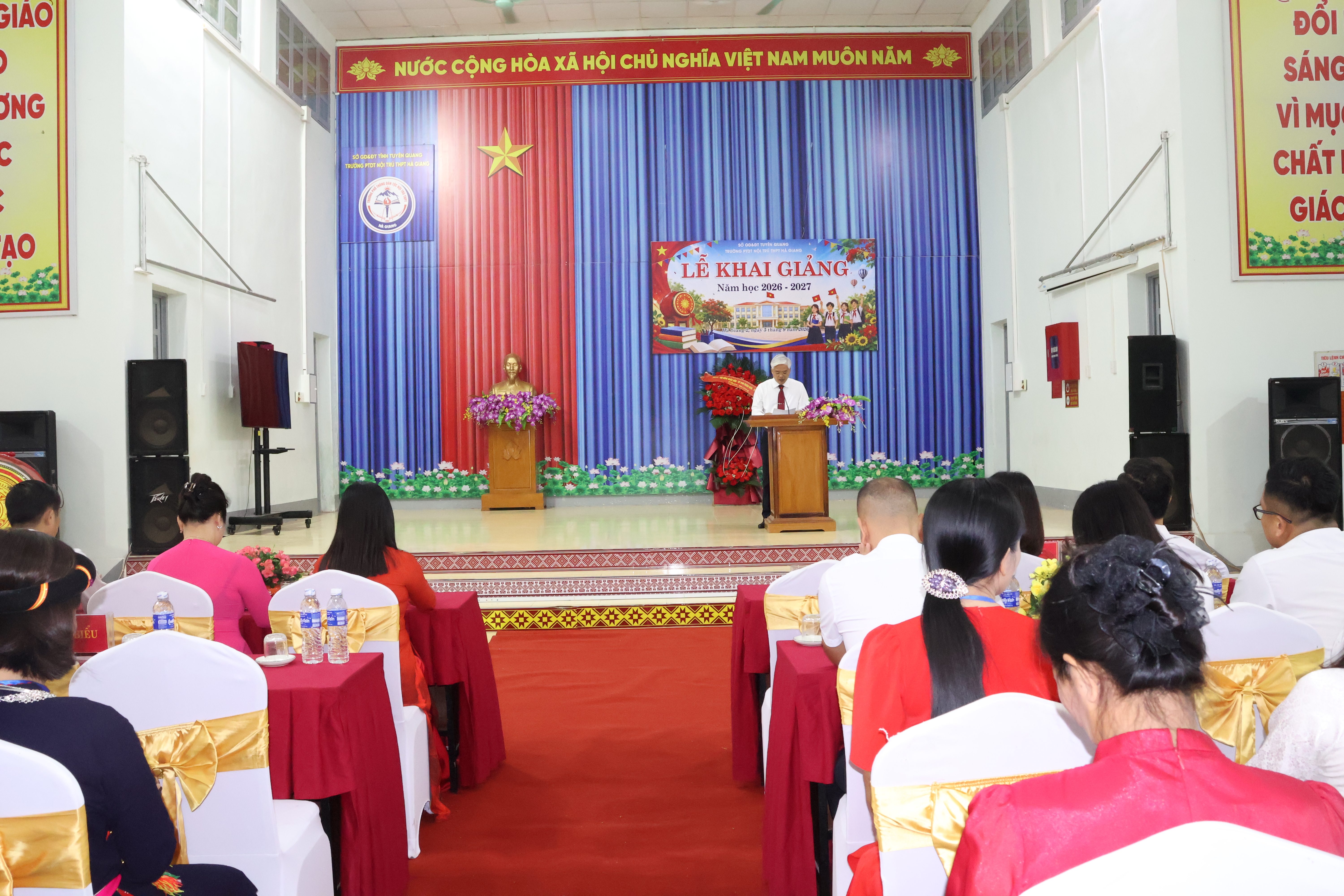 TRƯỜNG PTDTNT THPT HÀ GIANG TỔ CHỨC LỄ KHAI GIẢNG NĂM HỌC 2026–2027
