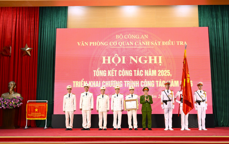 VĂN PHÒNG CƠ QUAN CẢNH SÁT ĐIỀU TRA BỘ CÔNG AN QUYẾT TÂM GIỮ VỮNG DANH HIỆU LÁ CỜ ĐẦU TRONG PHONG TRÀO THI ĐUA