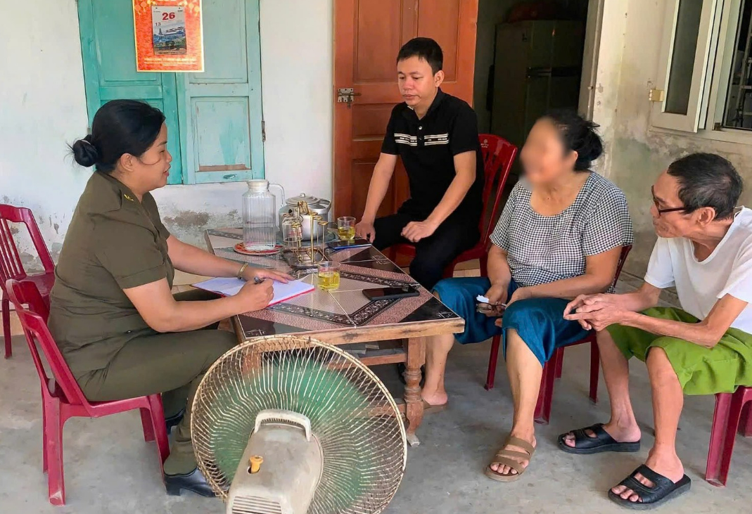 TỔ TRƯỞNG TỔ BẢO VỆ AN NINH, TRẬT TỰ Ở CƠ SỞ KỊP THỜI NGĂN CHẶN VỤ LỪA ĐẢO
