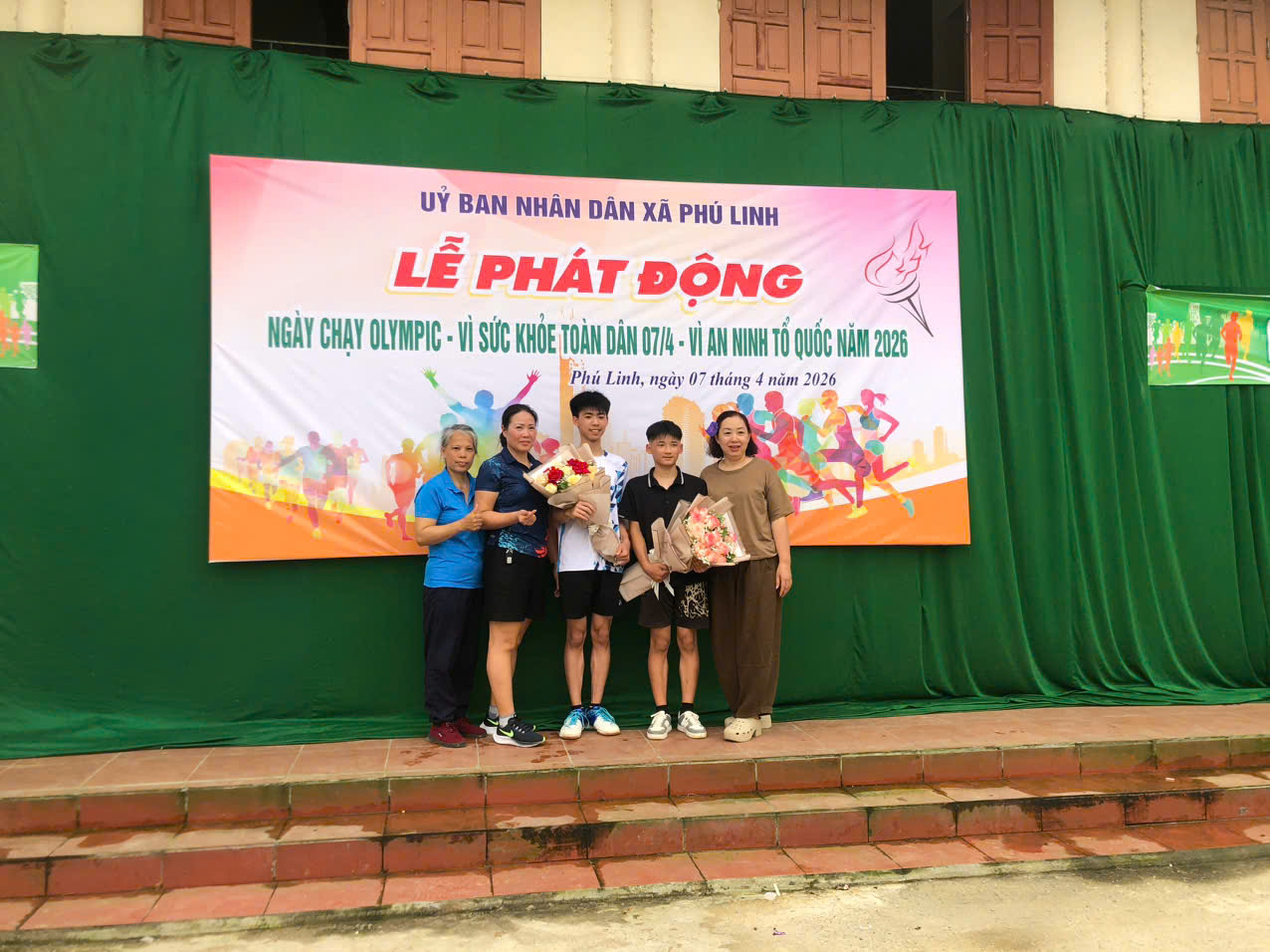 PHÚ LINH SÔI NỔI HOẠT ĐỘNG CHẠY OLYMPIC VÌ SỨC KHỎE TOÀN DÂN – VÌ AN NINH TỔ QUỐC