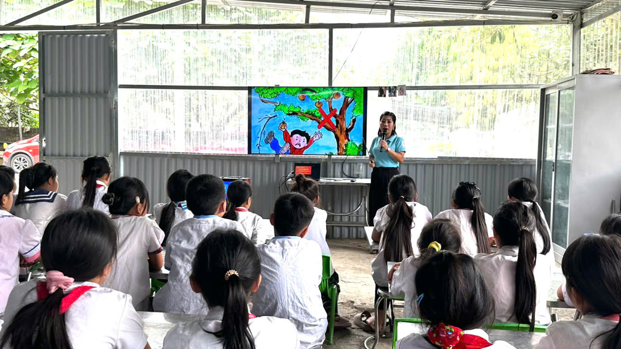 TRƯỜNG TIỂU HỌC B MINH TÂN  TỔ CHỨC TUYÊN TRUYỀN PHÒNG CHỐNG TAI THƯƠNG TÍCH CHO TRẺ.