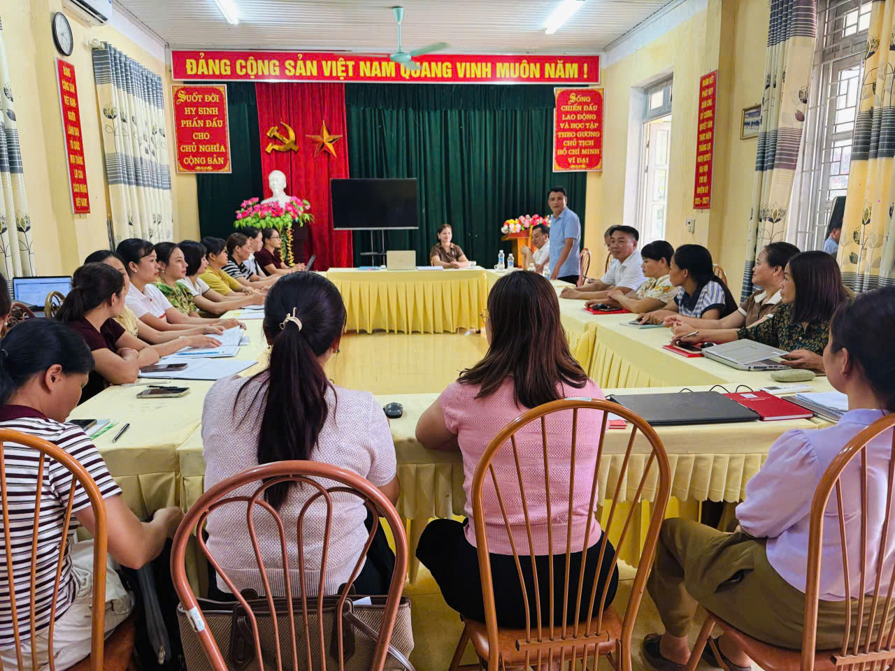 LÃNH ĐẠO XÃ TÂN AN KIỂM TRA CÔNG TÁC CHUẨN BỊ NĂM HỌC MỚI TẠI CÁC TRƯỜNG HỌC TRÊN ĐỊA BÀN XÃ