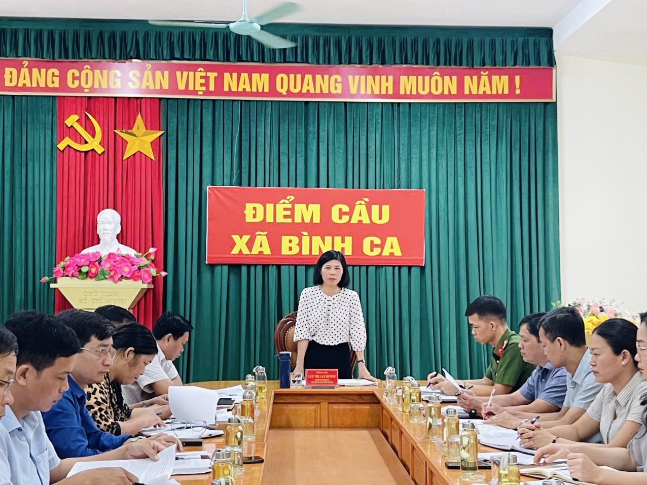 Uỷ ban nhân dân xã Bình Ca họp thường kỳ tháng 5 năm 2026