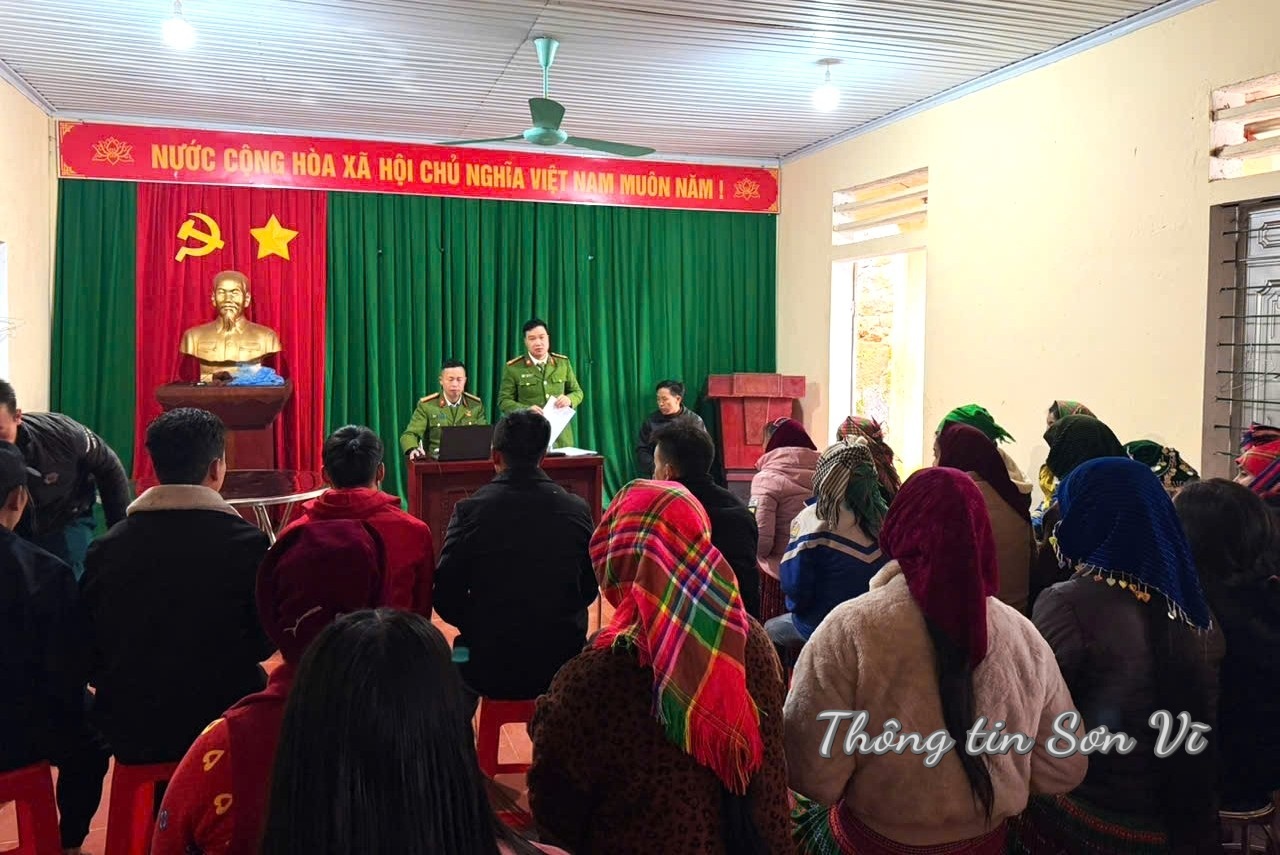 Công an xã Sơn Vĩ tổng rà soát nhân khẩu, làm sạch dữ liệu dân cư phục vụ bầu cử 2026