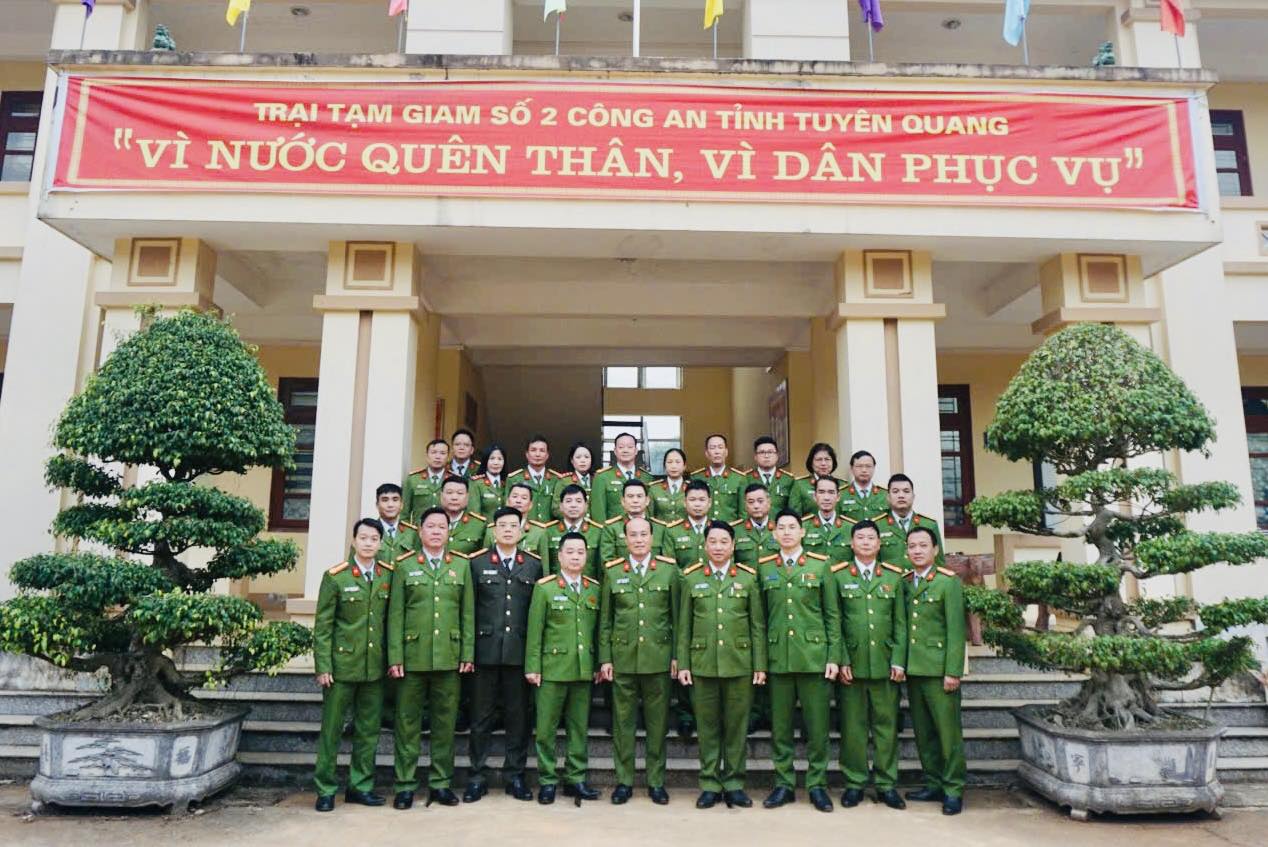 SIẾT CHẶT KỶ LUẬT KỶ CƯƠNG, QUYẾT TÂM THỰC HIỆN THẮNG LỢI NHIỆM VỤ CÔNG TÁC NĂM 2026