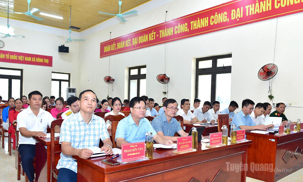 Trưởng Ban Tổ chức Tỉnh ủy Trần Quang Minh dự, chỉ đạo Hội nghị BCH Đảng bộ xã Đông Thọ