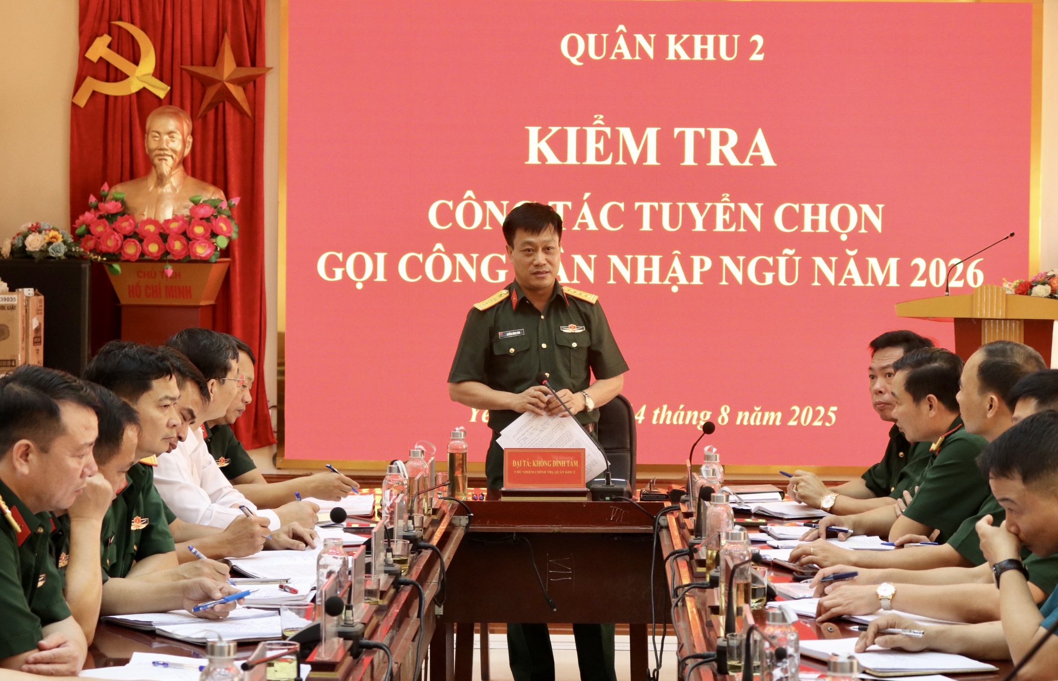Lãnh đạo Quân Khu 2 kiểm tra công tác tuyển chọn, gọi công dân nhập ngũ năm 2026 tại xã Yên Sơn