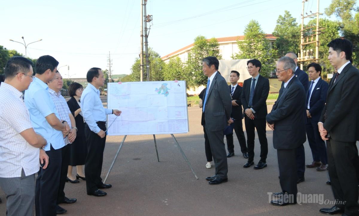 Đoàn Đại sứ quán Nhật Bản tại Hà Nội khảo sát các dự án, tìm hiểu cơ hội đầu tư tại Tuyên Quang