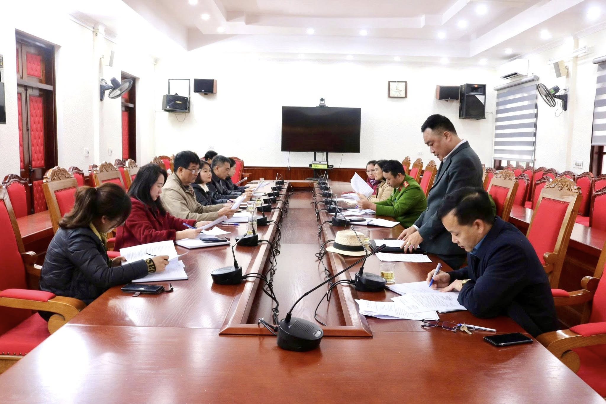 UBND xã Sơn Dương họp tổ chức Hội chợ xúc tiến thương mại năm 2026