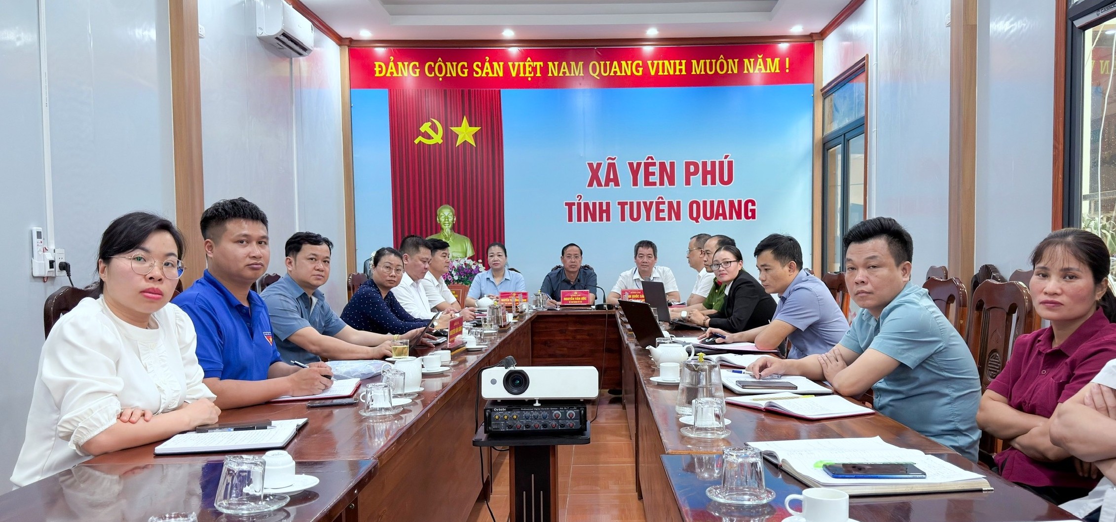 XÃ YÊN PHÚ THAM DỰ HỘI NGHỊ TRỰC TUYẾN VỀ ĐỊNH HƯỚNG PHÁT TRIỂN KINH TẾ - XÃ HỘI GIAI ĐOẠN 2026 - 2030
