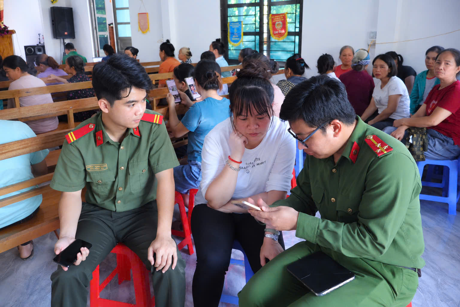 TUỔI TRẺ CÔNG AN TỈNH TUYÊN QUANG XUNG KÍCH CHUYỂN ĐỔI SỐ TỪ CƠ SỞ