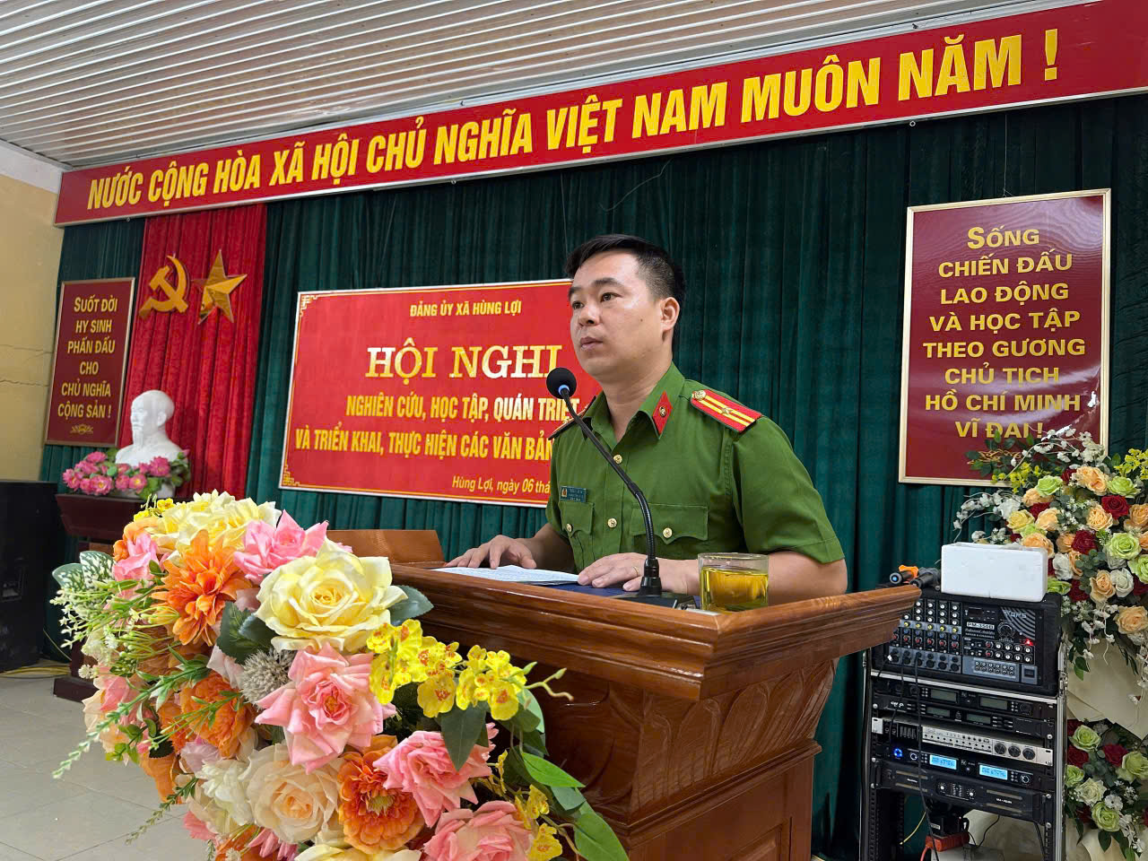 TĂNG CƯỜNG CÔNG TÁC TUYÊN TRUYỀN TRIỂN KHAI XÃ ĐIỂN HÌNH VỀ PHONG TRÀO TOÀN DÂN BẢO VỆ AN NINH TỔ QUỐC 