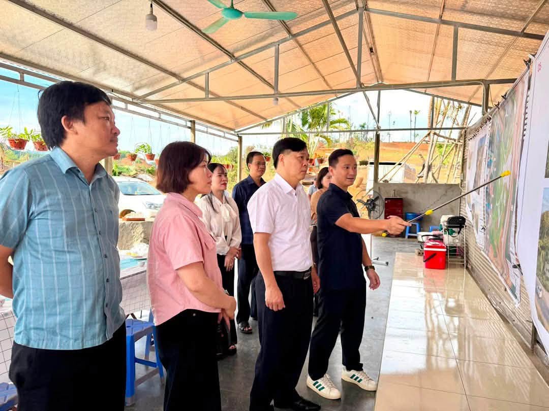 Khảo sát, hướng dẫn xây dựng hồ sơ các điểm du lịch trên địa bàn xã Sơn Dương