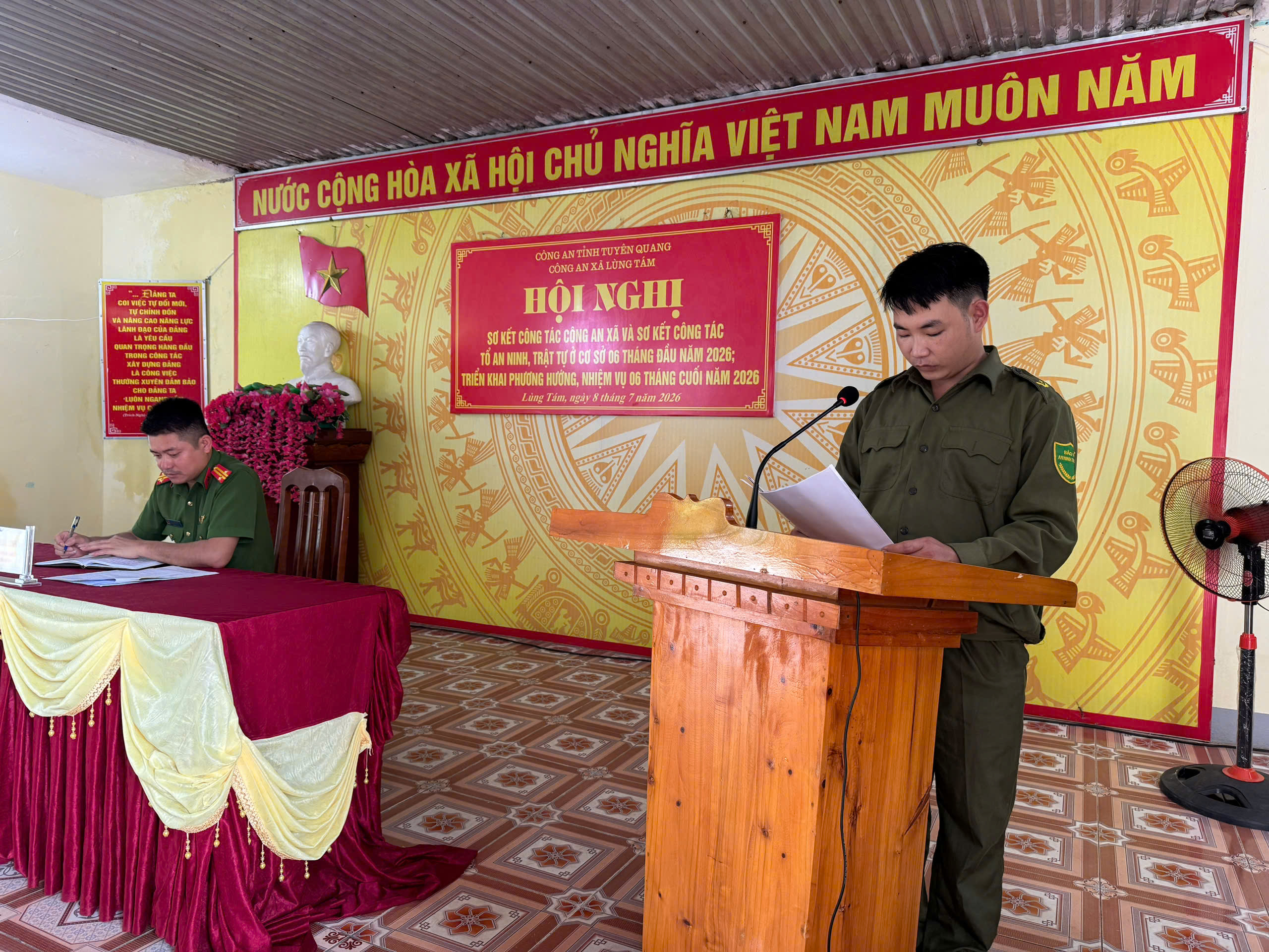HỘI NGHỊ SƠ KẾT CÔNG TÁC CÔNG AN XÃ VÀ SƠ KẾT CÔNG TÁC LỰC LƯỢNG THAM GIA BẢO VỆ AN NINH, TRẬT TỰ Ở CƠ SỞ 06 THÁNG ĐẦU NĂM 2026; TRIỂN KHAI PHƯƠNG HƯỚNG, NHIỆM VỤ 06 THÁNG CUỐI NĂM 2026