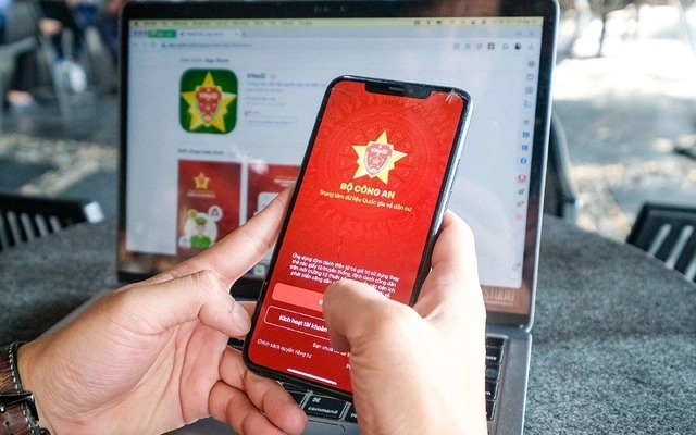 CẢNH GIÁC THỦ ĐOẠN LỪA ĐẢO GIẢ DANH CÁN BỘ HỖ TRỢ CẬP NHẬT THÔNG TIN CÁ NHÂN