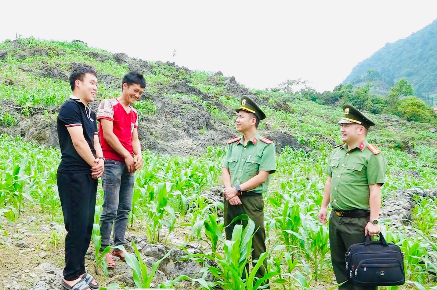 “Chủ động phòng ngừa từ sớm, từ xa- chiến lược giữ vững ổn định chính trị”