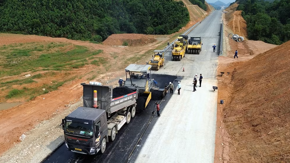Quyết liệt đẩy nhanh giải ngân vốn đầu tư công, phấn đấu đạt 100% kế hoạch năm 2026