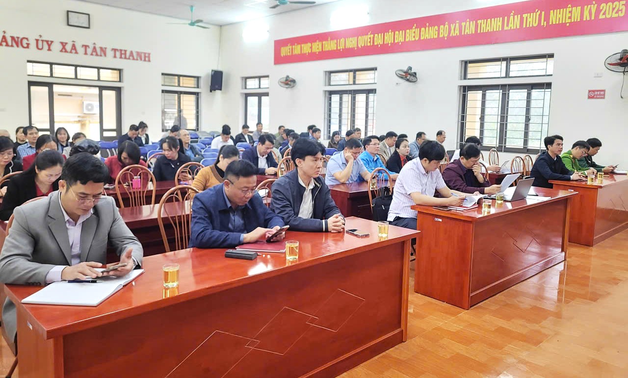 Xã Tân Thanh dự Hội nghị trực tuyến toàn quốc nghiên cứu, học tập, quán triệt và triển khai thực hiện Nghị quyết số 79 và Nghị quyết số 80 của Bộ Chính trị