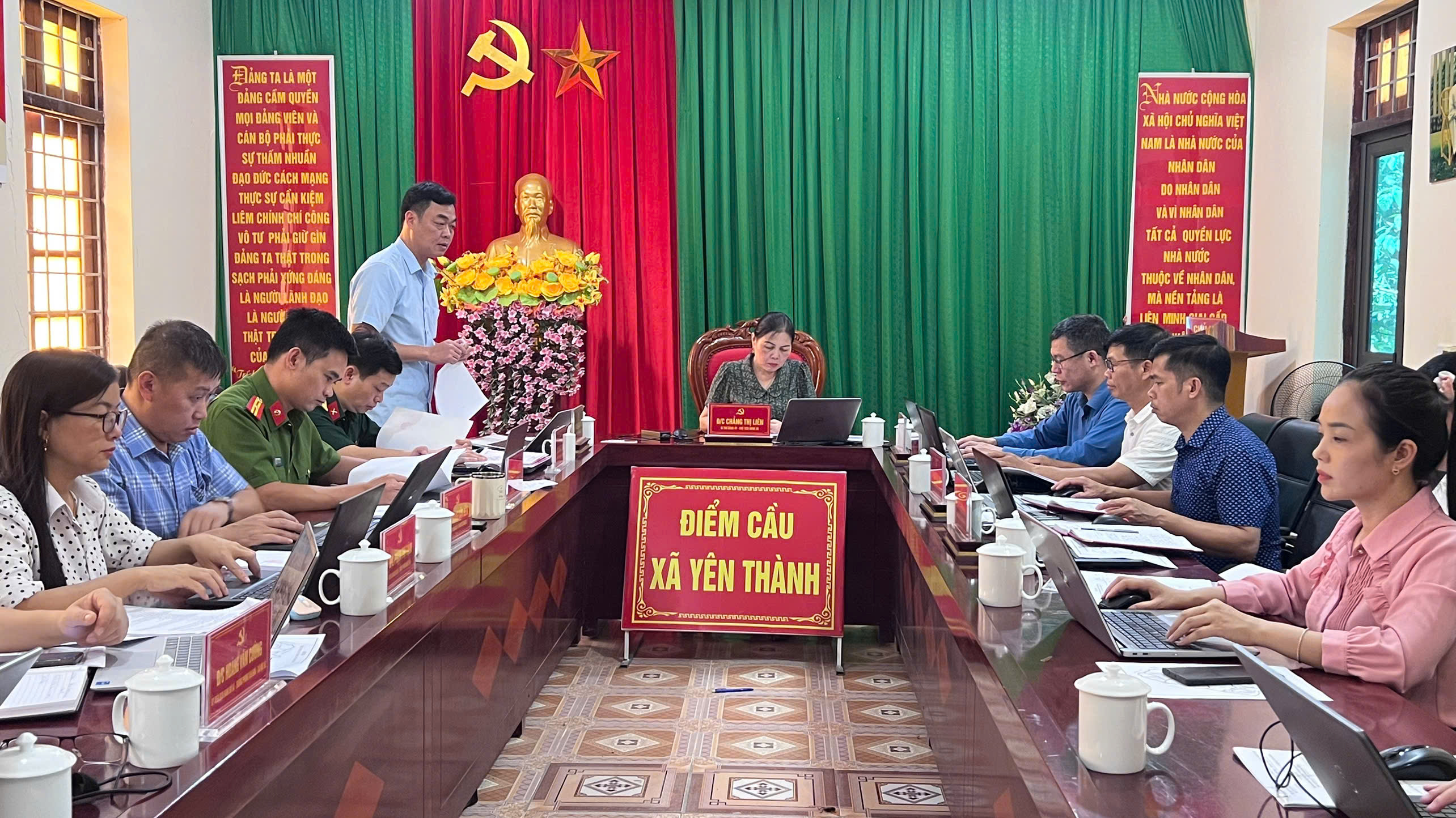 Hội nghị Ban Thường vụ Đảng ủy (Chuyên đề) bàn phương án sáp nhập thôn trên địa bàn xã