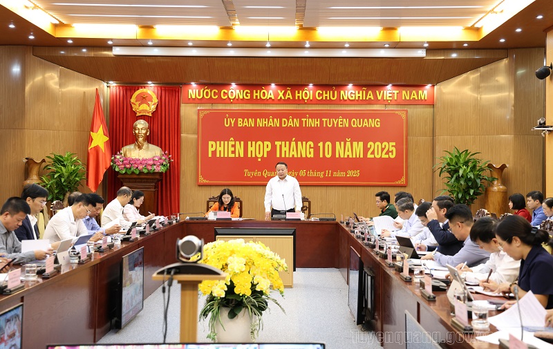 UBND tỉnh họp phiên thường kỳ tháng 10/2025