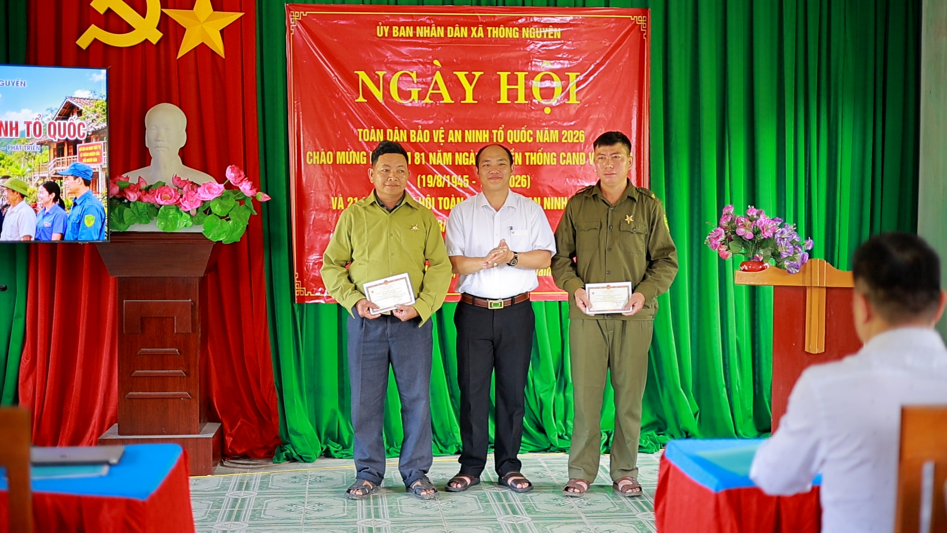 Xã Thông Nguyên tổ chức Ngày hội Toàn dân bảo vệ an ninh Tổ quốc tại thôn Nậm Hồng